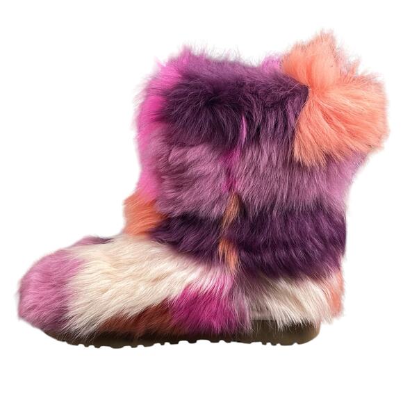 NWOT UGG Women’s Shag It Crazy Sun Kiss Patchwork Winter Boot Size US 6 - Picture 2 of 10